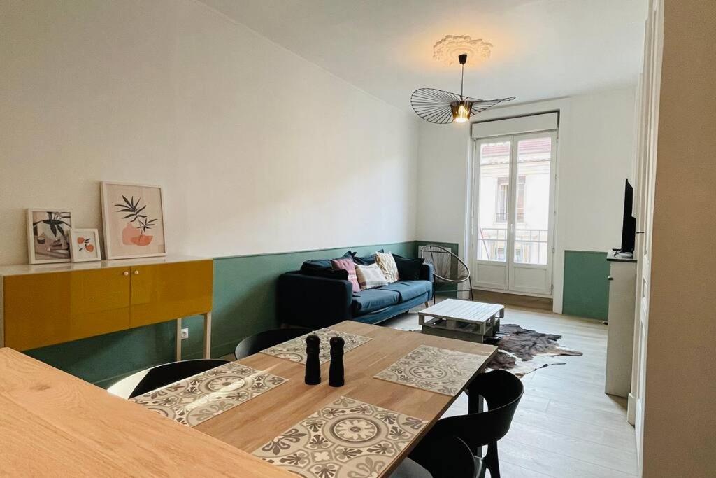 Appartement Renove Proche Du Parc De La Tete D'Or วีเลอร์บาน ภายนอก รูปภาพ