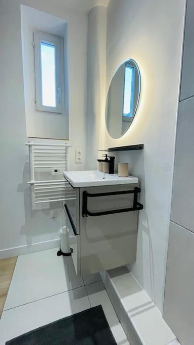 Appartement Renove Proche Du Parc De La Tete D'Or วีเลอร์บาน ภายนอก รูปภาพ